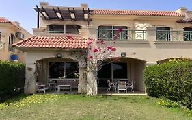 La Vista Bay Beachfront Home